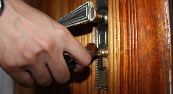How to Find the Right Locksmith